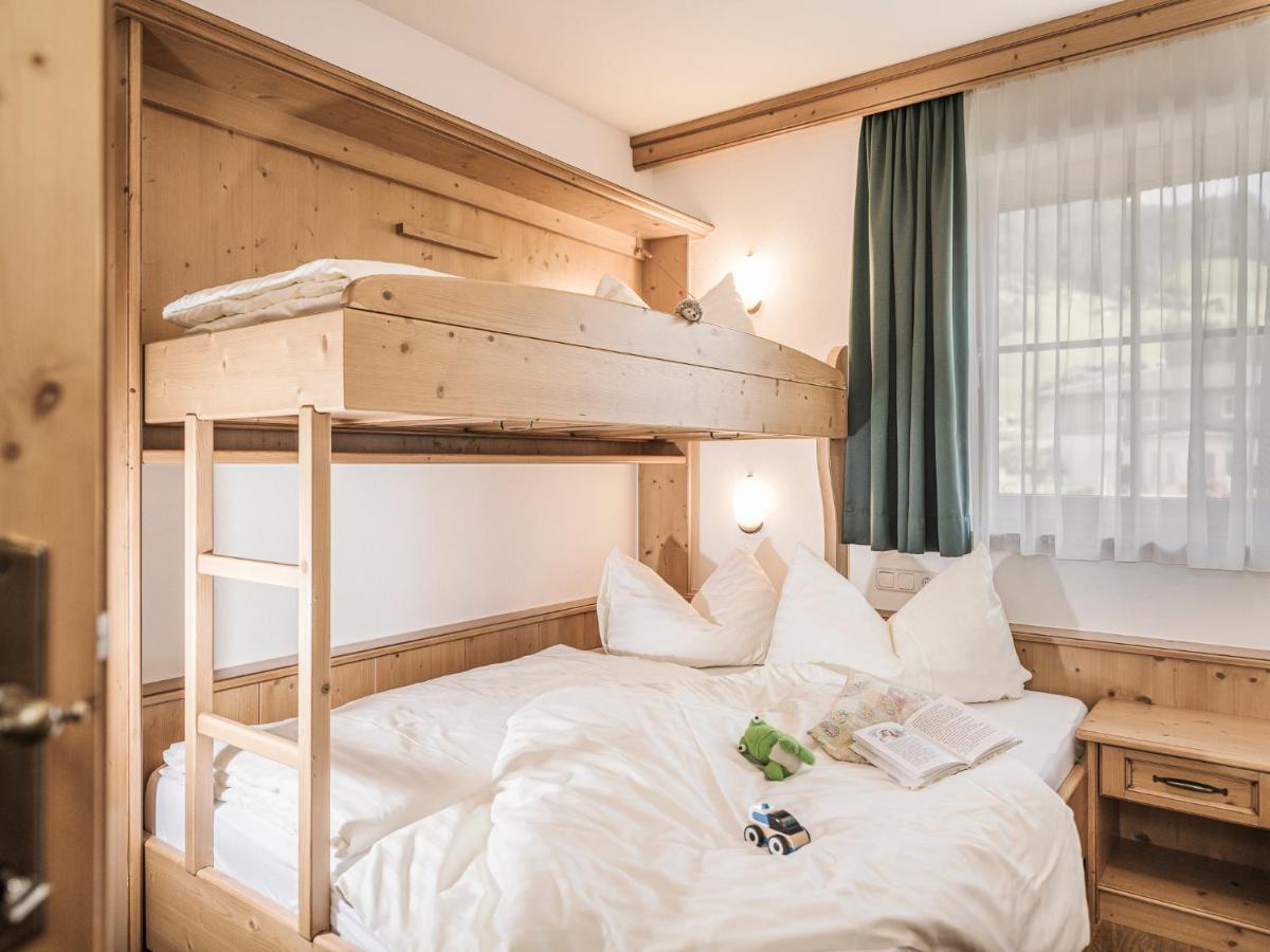 Kinderbauernhof Scharrerhof Hollersbach im Pinzgau Exteriör bild
