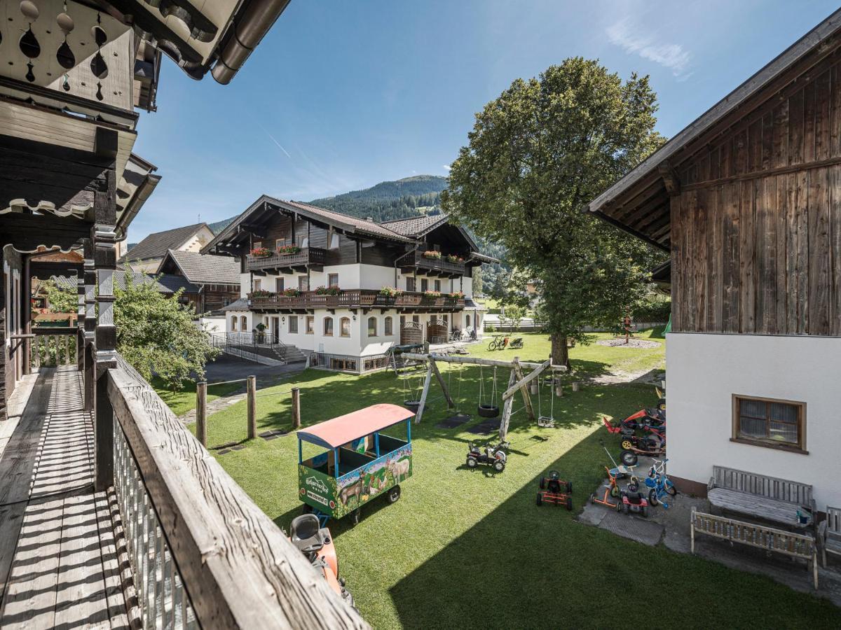 Kinderbauernhof Scharrerhof Hollersbach im Pinzgau Exteriör bild