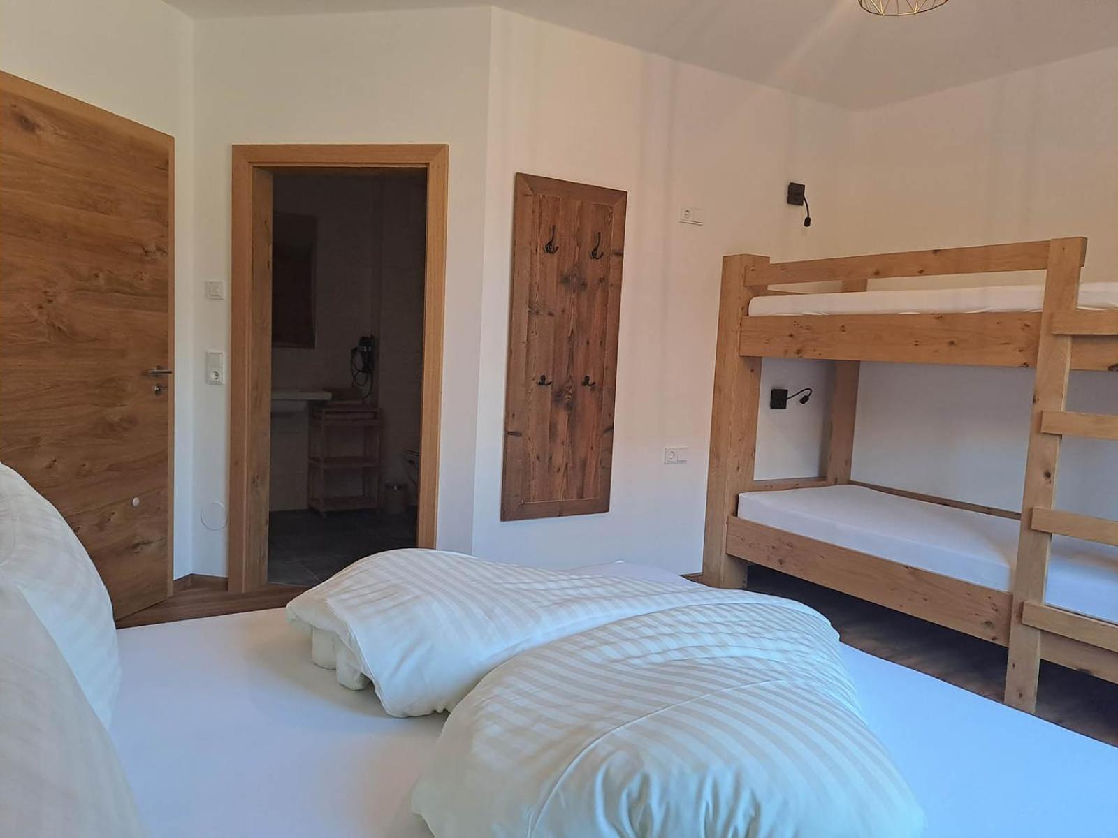 Kinderbauernhof Scharrerhof Hollersbach im Pinzgau Rum bild